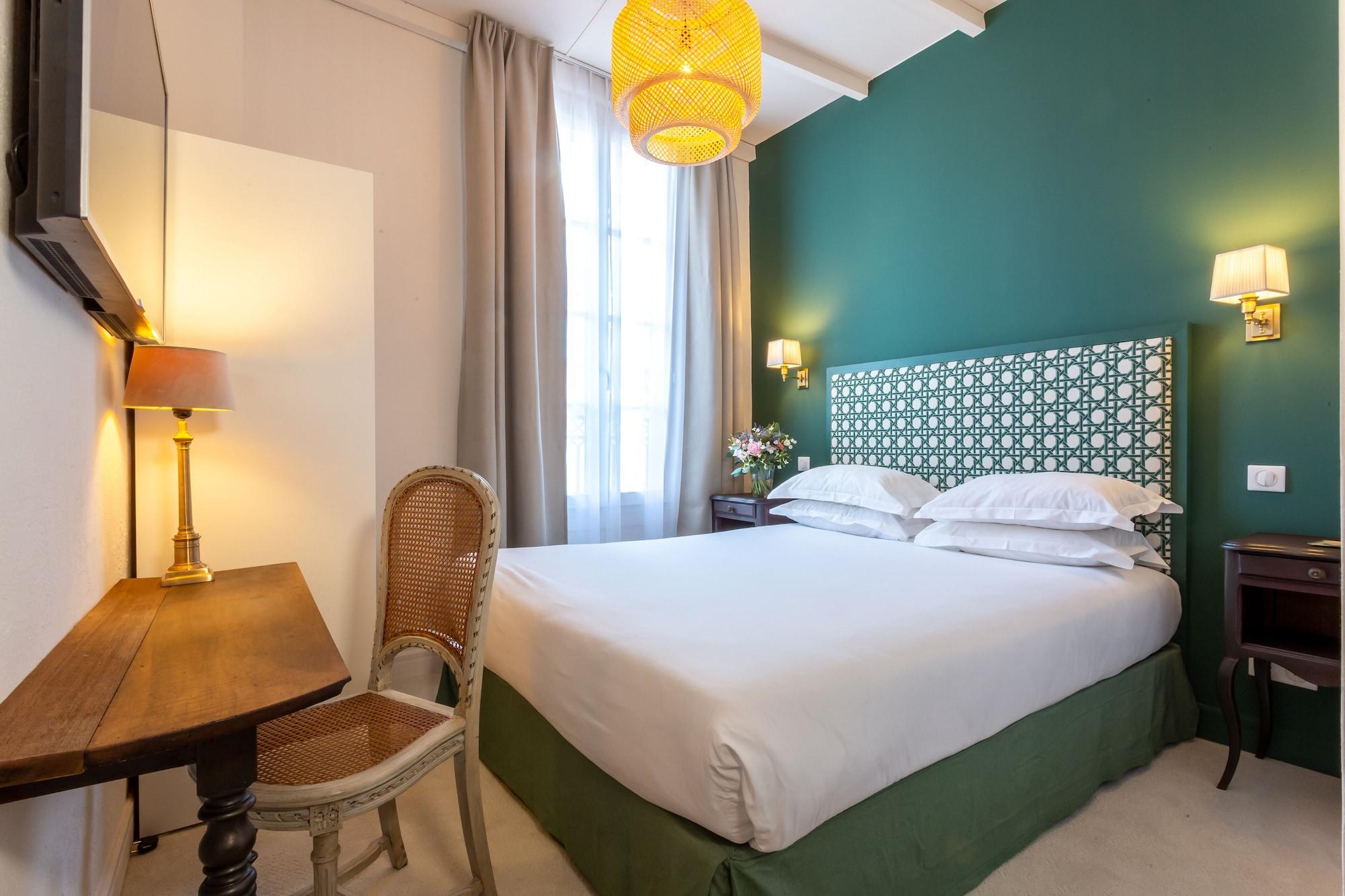 Hotel Le Relais De Poste Centre Historique 2*